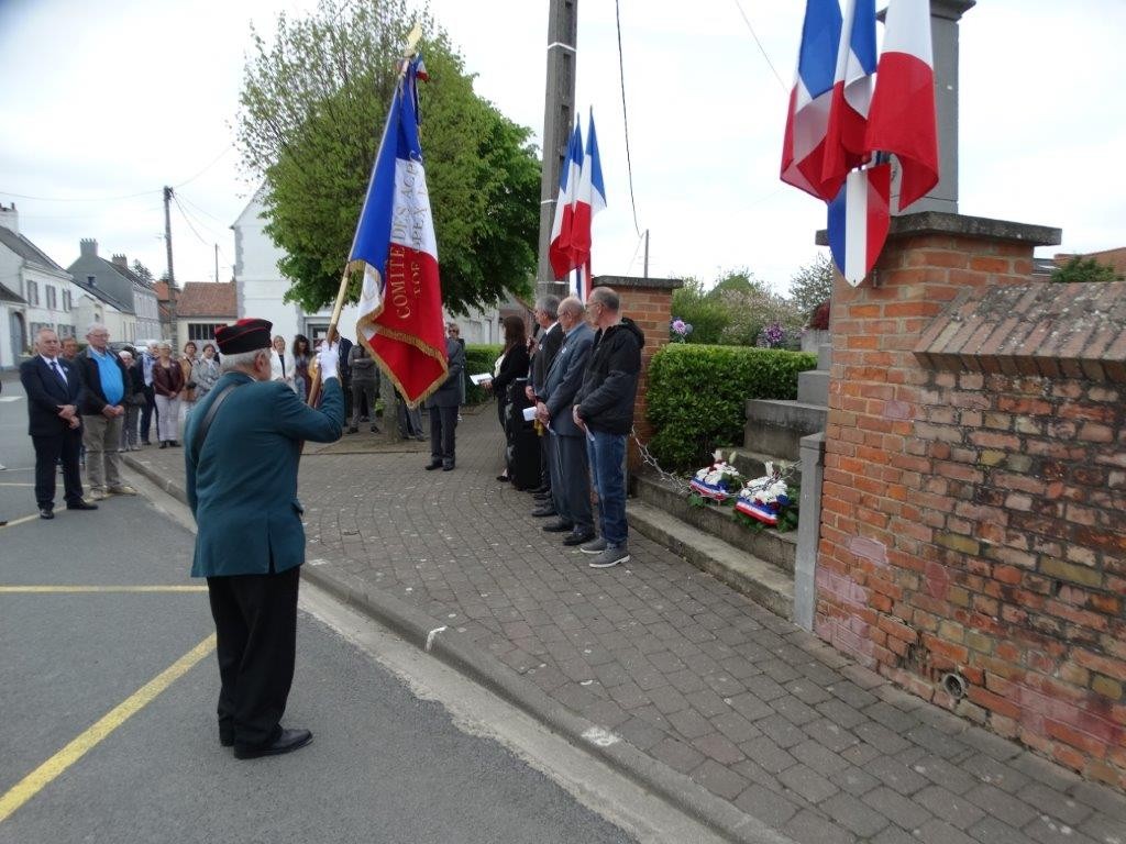 8 mai j szypura 23 