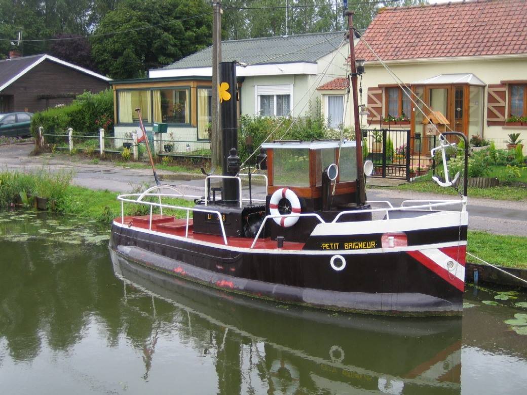 bateau petit baigneur