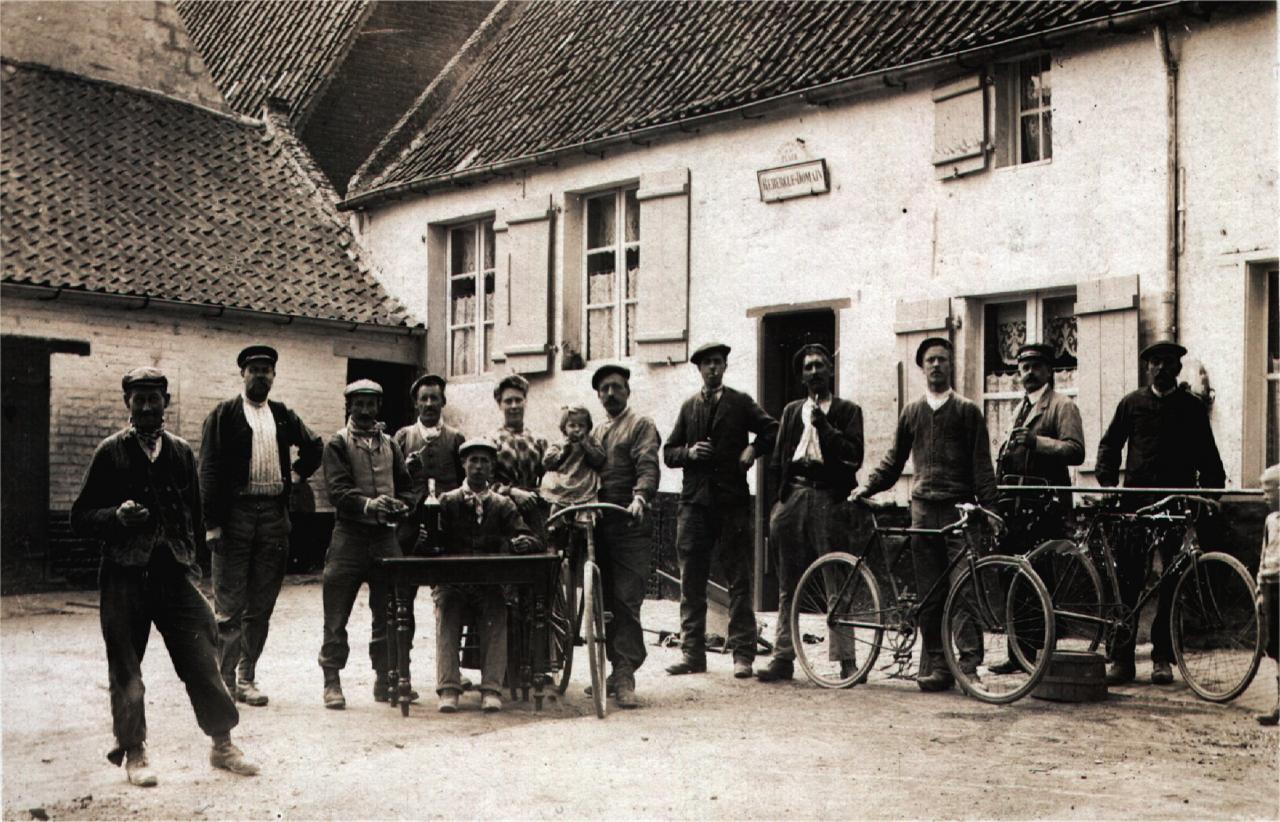 HOULLE Café Rebergue-Domain 1922