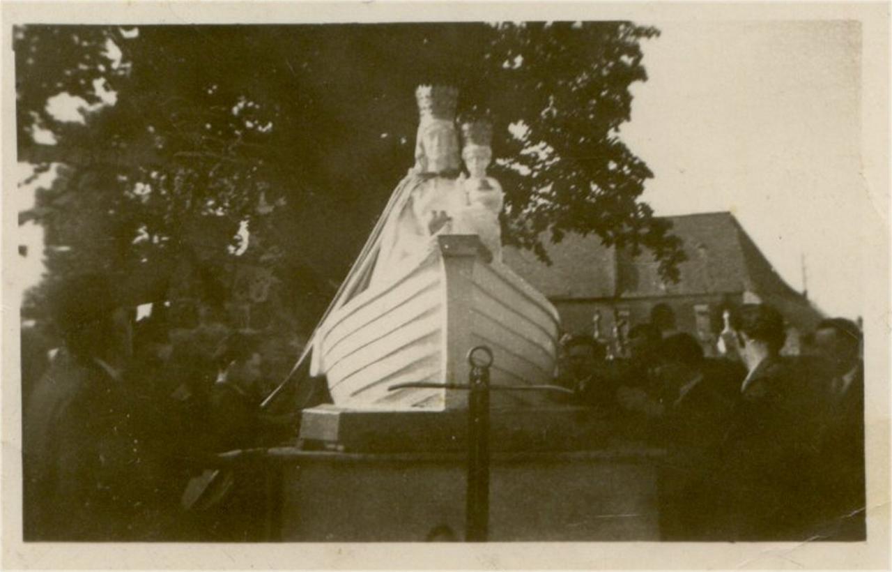 HOULLE passage de notre dame de boulogne mai 1948